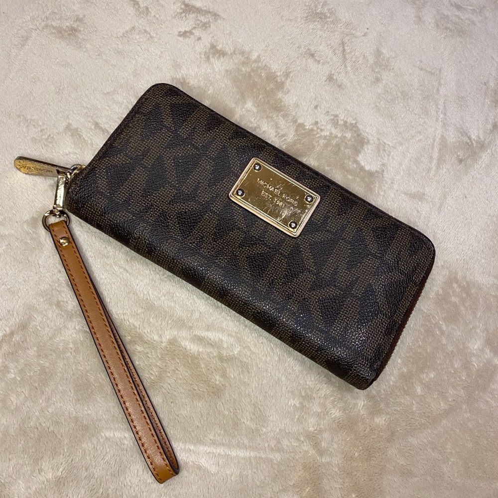 Michael Kors Signature Wallet Wristlet brown tones logo leather